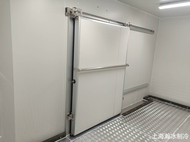 祝賀蘇州某餐飲企業酒店冷庫順利竣工交付客戶(圖2) 酒店冷庫門